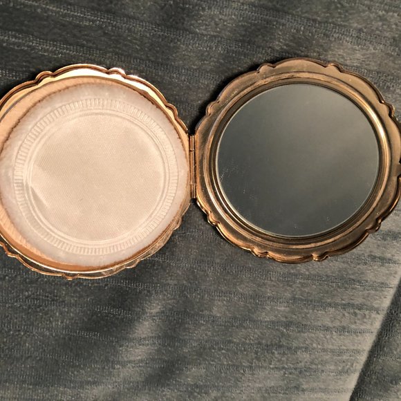 Mirror Compact, Powder - Picture 4 of 5